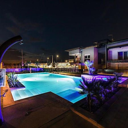 Апартаменты Una Terrazza Sul Lago A2 Con Piscina By Wonderful Italy Пескьера-дель-Гарда Экстерьер фото